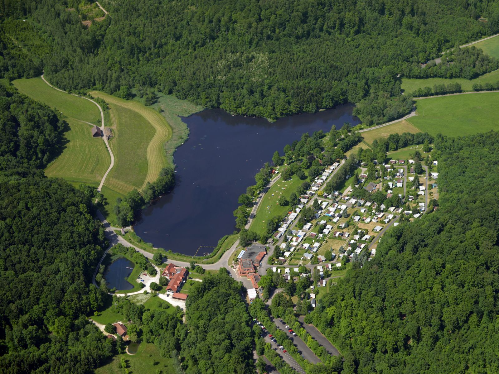  Luftaufnahme Neumühlsee und Campingplatz 